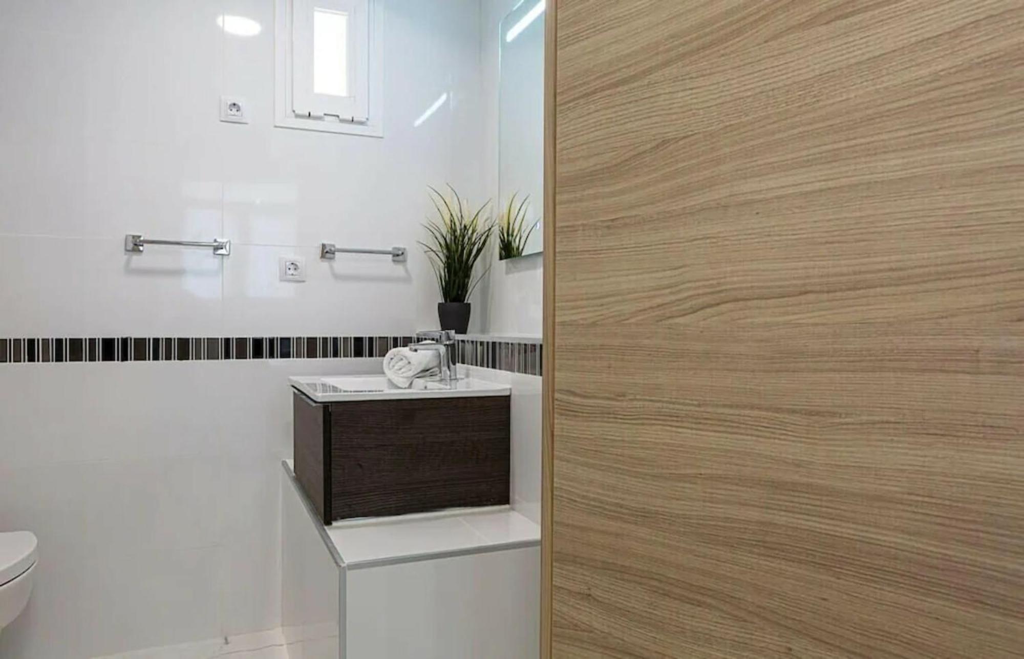 2Bedroom Duplex In Hortaleza Near Metro Madri Exterior foto